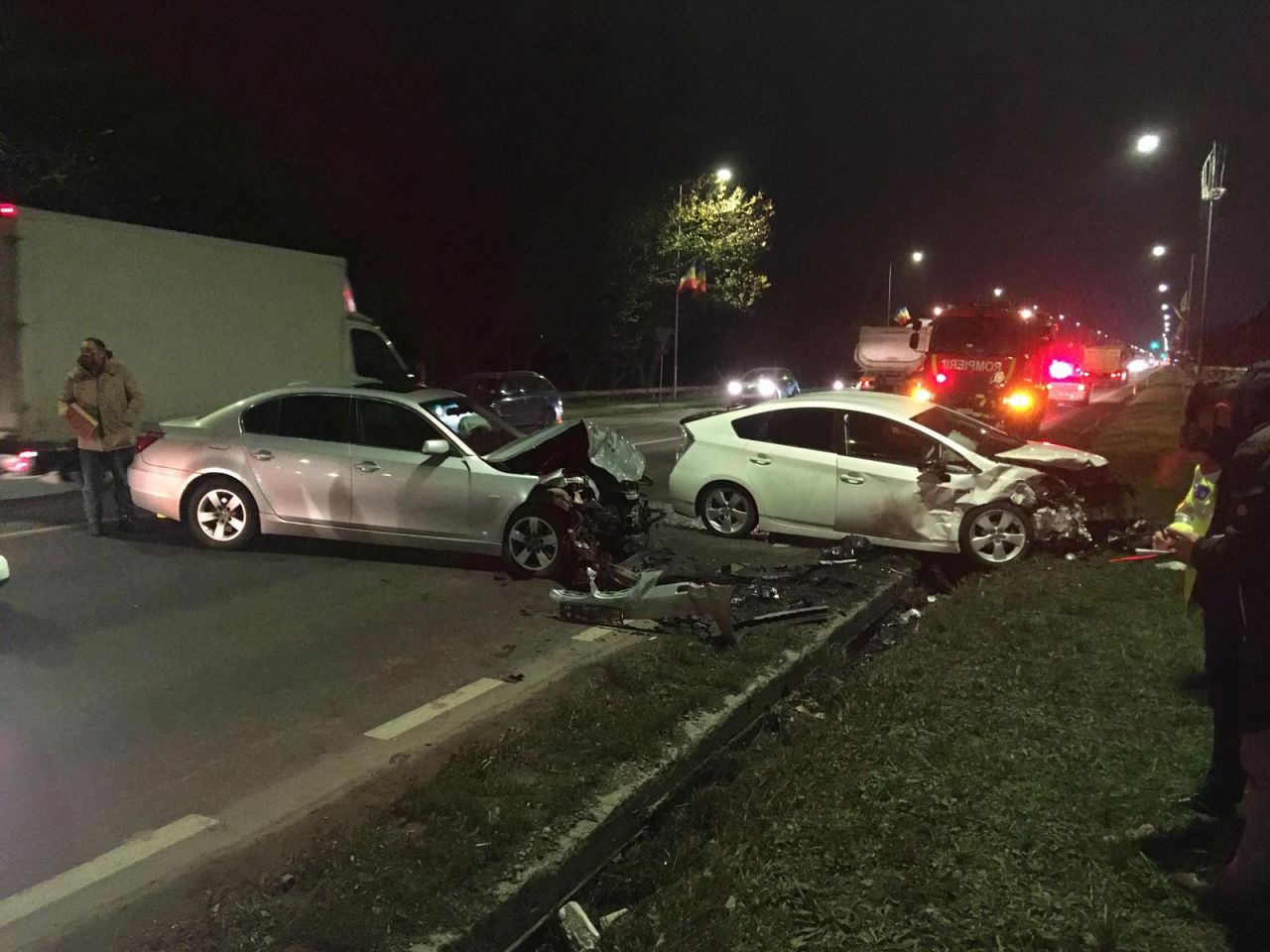 ACCIDENT în Florești! Un șofer s-a IZBIT de o mașină după ce a intrat pe contrasens.FOTO