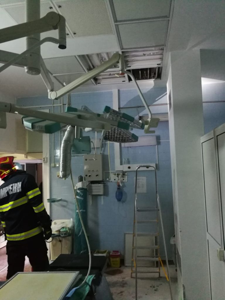 La un pas de un nou INCENDIU într-un SPITAL din Cluj-Napoca! Pompierii au intervenit de URGENȚĂ