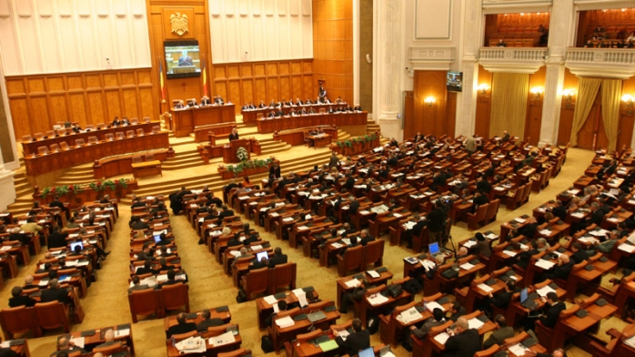Ei îi vor reprezenta pe clujeni în Parlament, în următorii 4 ani. Lista oficială a deputaților și senatorilor alesi la Cluj!