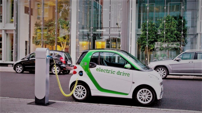 51 de autorizații noi pentru taxiurile electrice, la Cluj-Napoca