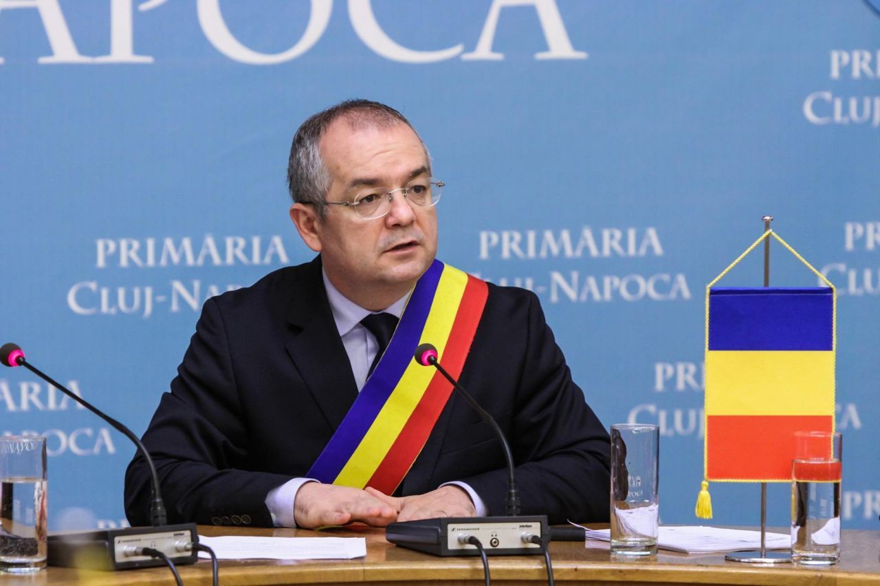 Emil Boc, despre scandalul de la ședința de validare a miniștrilor: „Ce se întâmplă în partid, rămâne în partid”