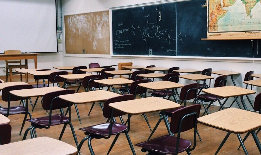 Ministrul Educației: „Școlile ar trebui deschise în ianuarie. Am prioritizat deja grădinițele și învățământul primar”