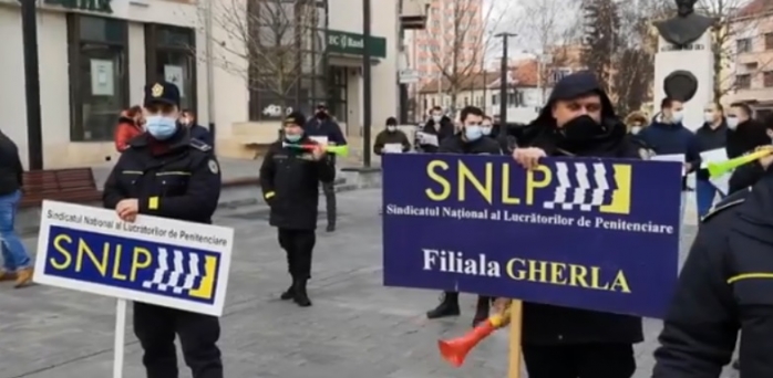 Protestele la Cluj continuă! Sindicaliștii ies în stradă pentru a opri înghețarea salariilor