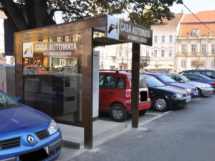 Se scumpesc parcările din centrul Clujului. Boc: „Țineți minte când veneau băieții la terasă, își lăsau merțanurile și îi durea în cot”