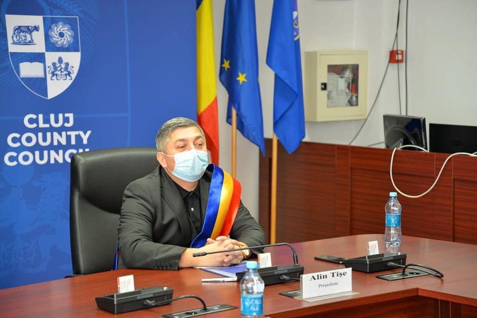 Tișe se raliază cu președintele CJ Timiș și cere descentralizarea deciziei privind carantina: „Dumnezeii luptei cu COVID-19 de la București impun decizii aberante”