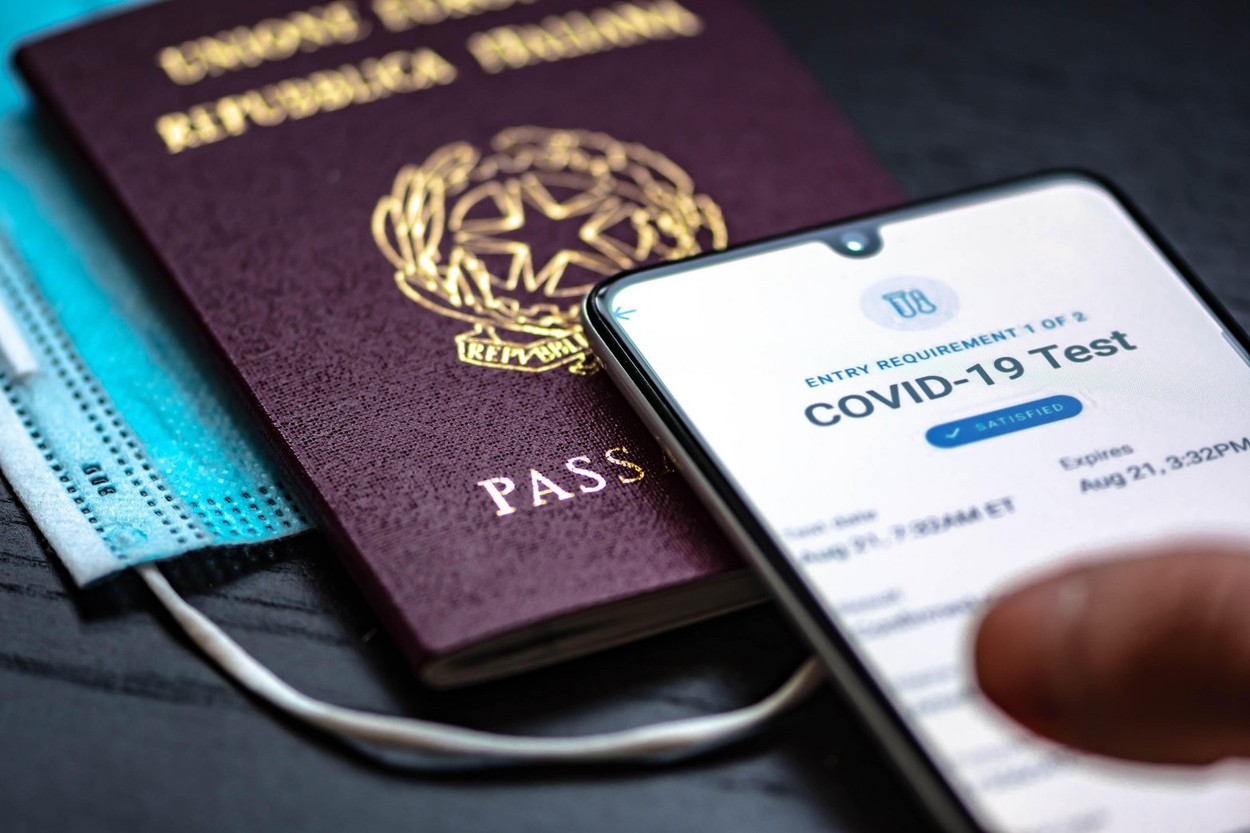 Comsia Europeană vrea ca pașaportul COVID să fie gata în mai: „Cine nu are acest certificat, mai bine nu pornește la drum”