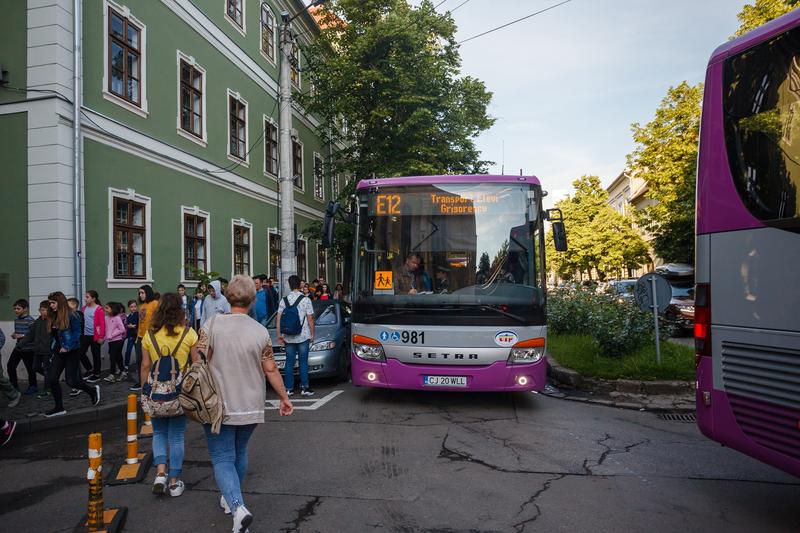 Autobuzele școlare revin pe traseu din data de 5 mai 2021, odată cu redeschiderea școlilor
