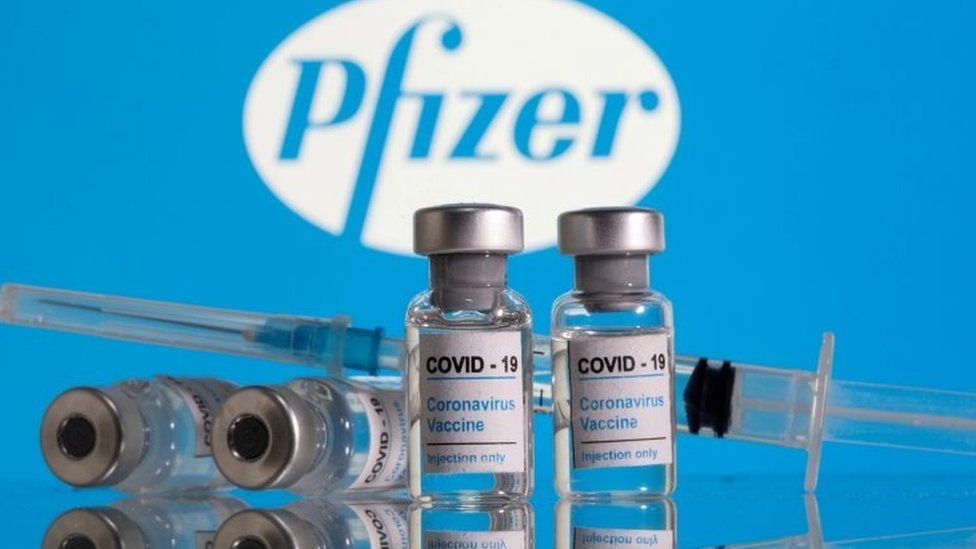 Pfizer a anunțat: A treia doză de vaccin trebuie administrată între 8 și 12 de la a doua