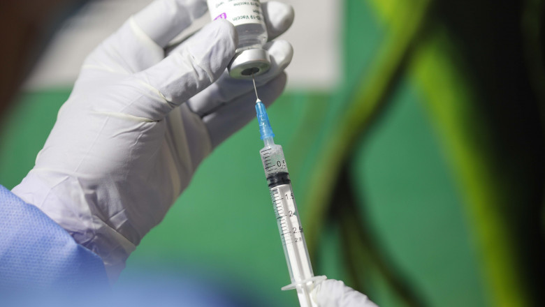 Vaccinurile anti-COVID de la Pfizer și AstraZeneca, eficiente și împotriva tulpinii din India