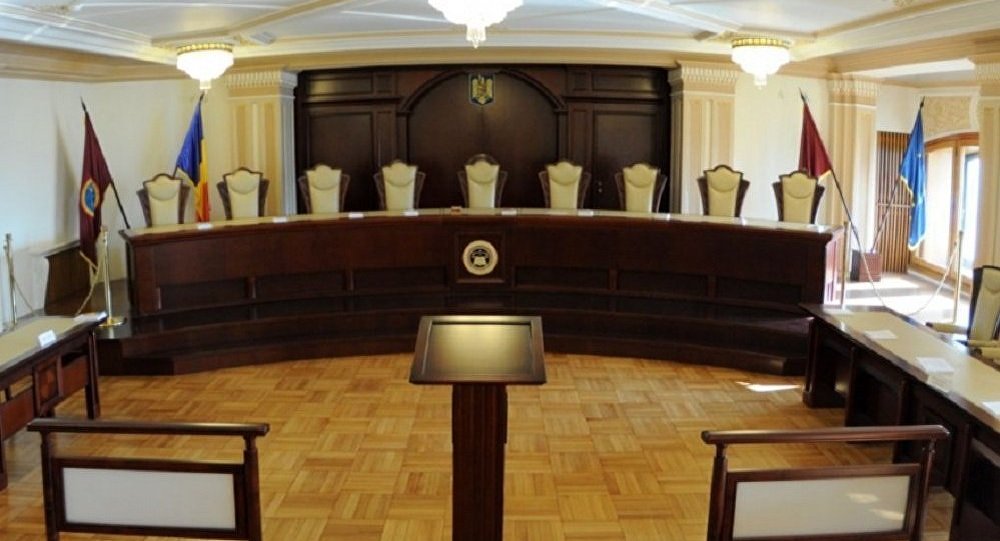 Curtea Constituțională riscă scoaterea României din Uniunea Europeană. Se cere demisia a 7 judecători CCR
