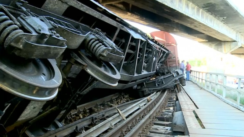 Un tren CFR a DERAIAT în Cluj. Ce s-a întâmplat cu călătorii