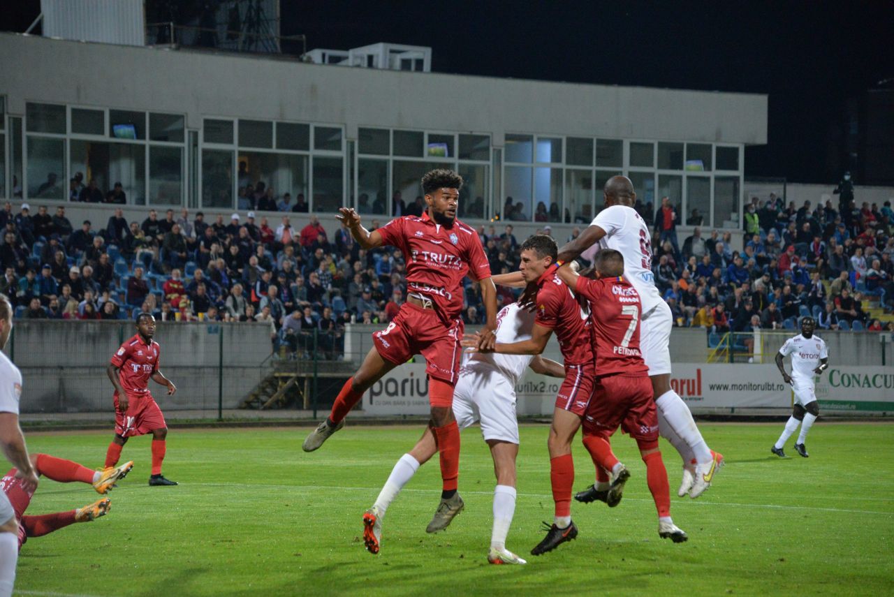 Petrescu a revenit cu ghinion la CFR Cluj! Campioana a pierdut primul meci în Liga 1