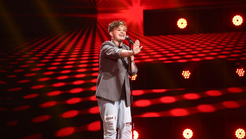 VIDEO Clujeanul care a impresionat jurații de la X Factor prin carisma sa: „Îmi place să fiu «altceva»”