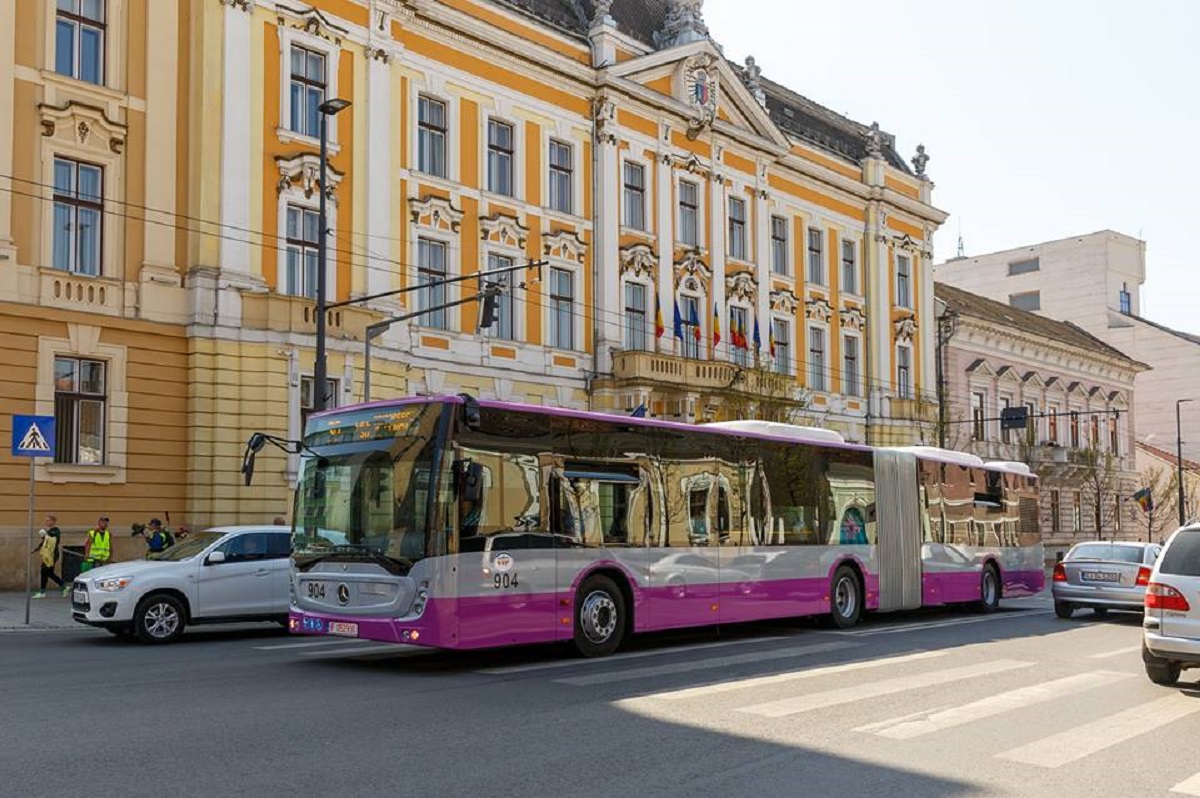 Abonamente de transport GRATUITE pentru studenții, masteranzii și doctoranzii din Cluj