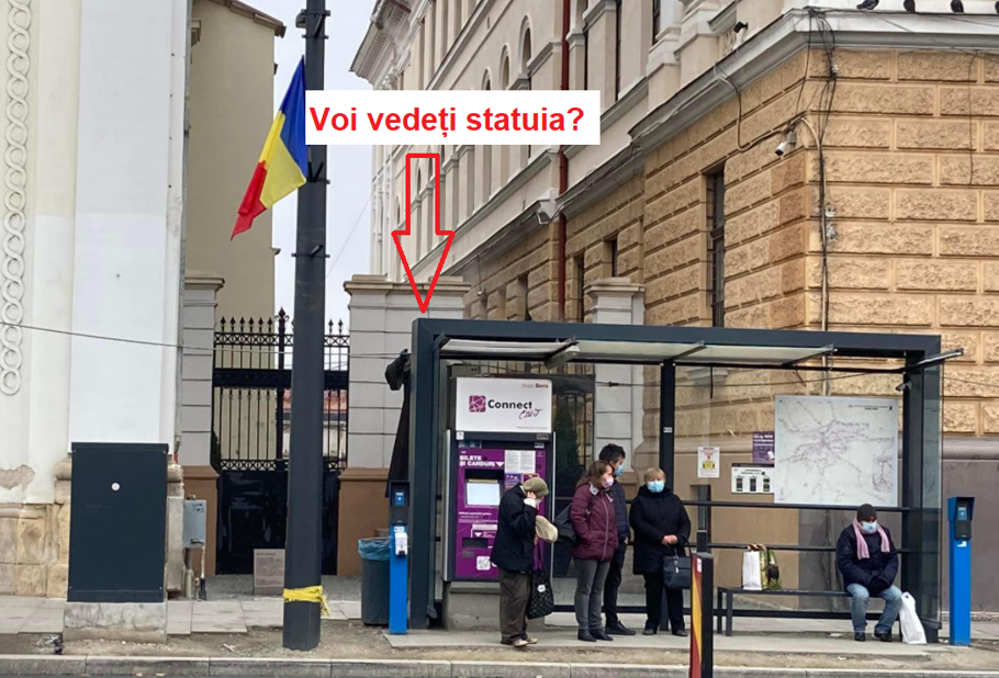Statuia lui Dávid Ferenc, „ascunsă” în spatele stației de autobuz Sora: „Putea fi mutată stația 10 m înspre Mărăști” FOTO