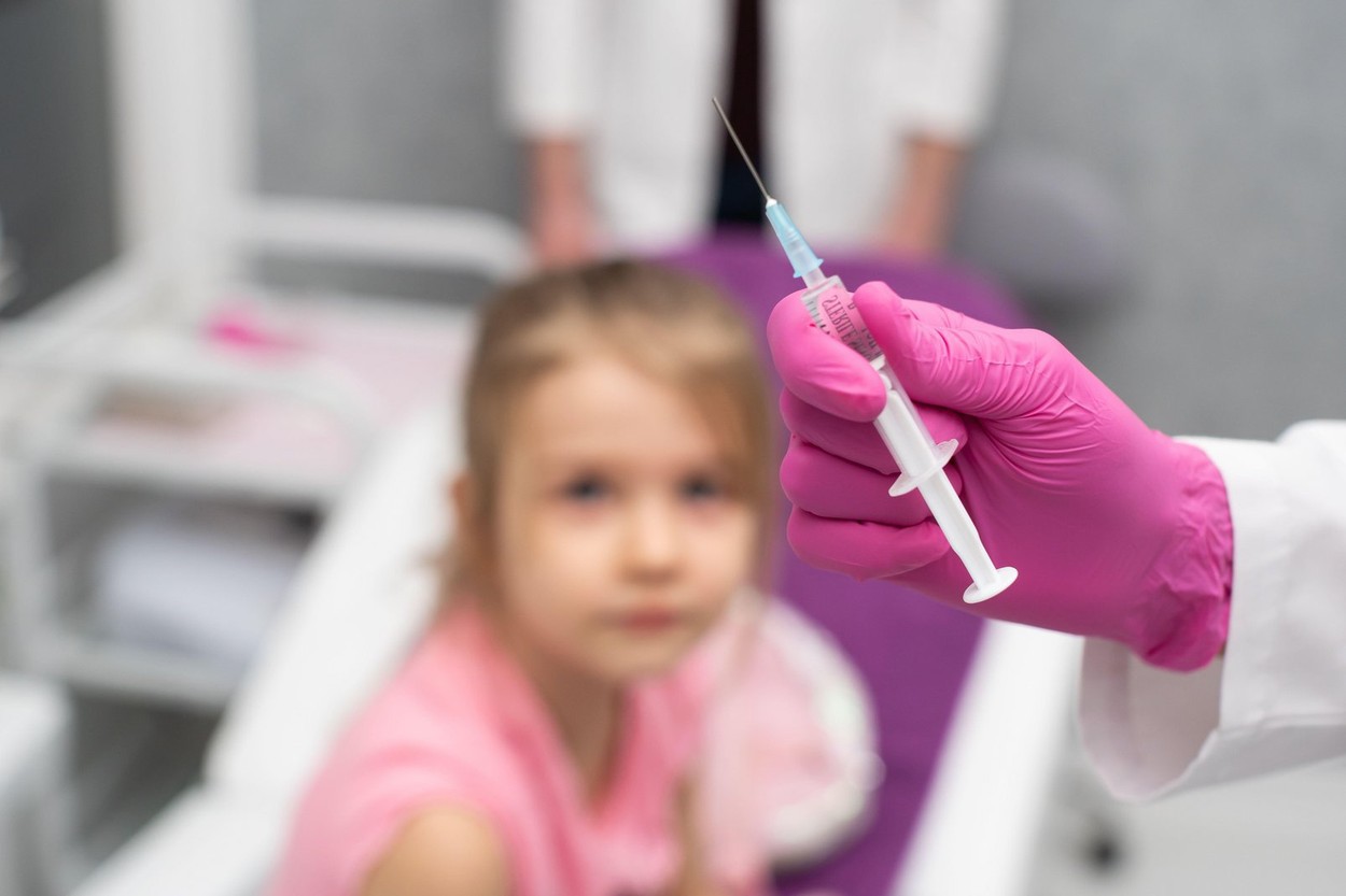 Vaccinarea obligatorie a copiilor! Este legal?