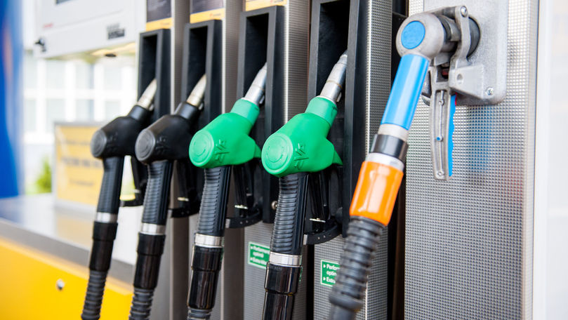 Prețul motorinei și benzinei va crește în 2021. Guvernul majorează acciza la carburanți