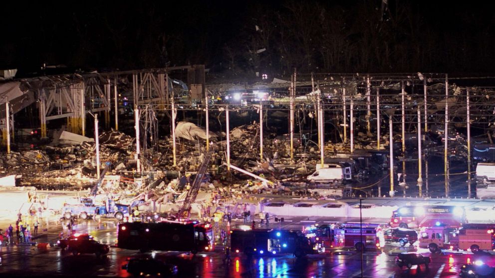 Cel puțin 50 de morți după ce un val de tornade de 24 de TORNADE a lovit centrul SUA /SURSA FOTO: abcnews.go.com