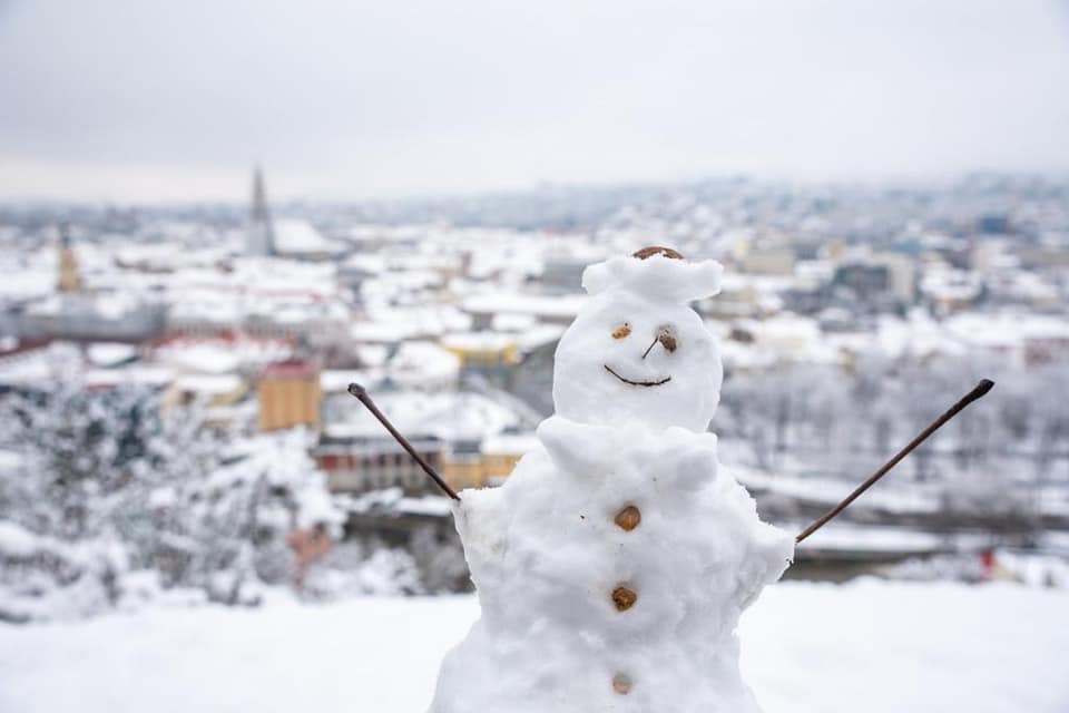 A nins ca în povești la Cluj-Napoca! Zăpadă şi peisaje de basm în luna ianuarie. GALERIE FOTO