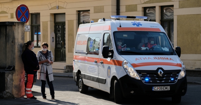 893 de persoane depistate cu COVID în Cluj. Zeci de bolnavi, internați în spital în ultimele 24 de ore