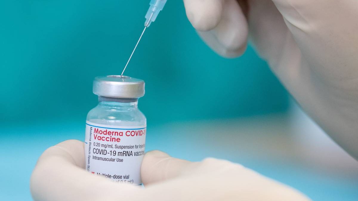 Vaccin Moderna împotriva Omicron.