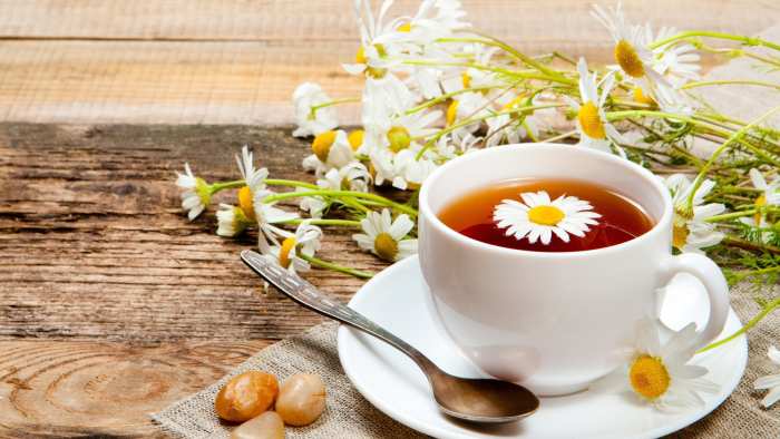 Ceaiul considerat calmant universal. Tratează insomniile și previne îmbătrânirea prematură a pielii
