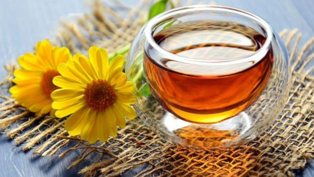 Ceaiul care tratează răceala și gripa. Întărește sistemul imunitar și reduce crampele
