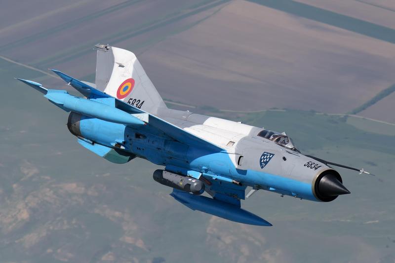 Pilotul avionului MiG-21 LanceR, prăbuşit în judeţul Constanţa, găsit mort