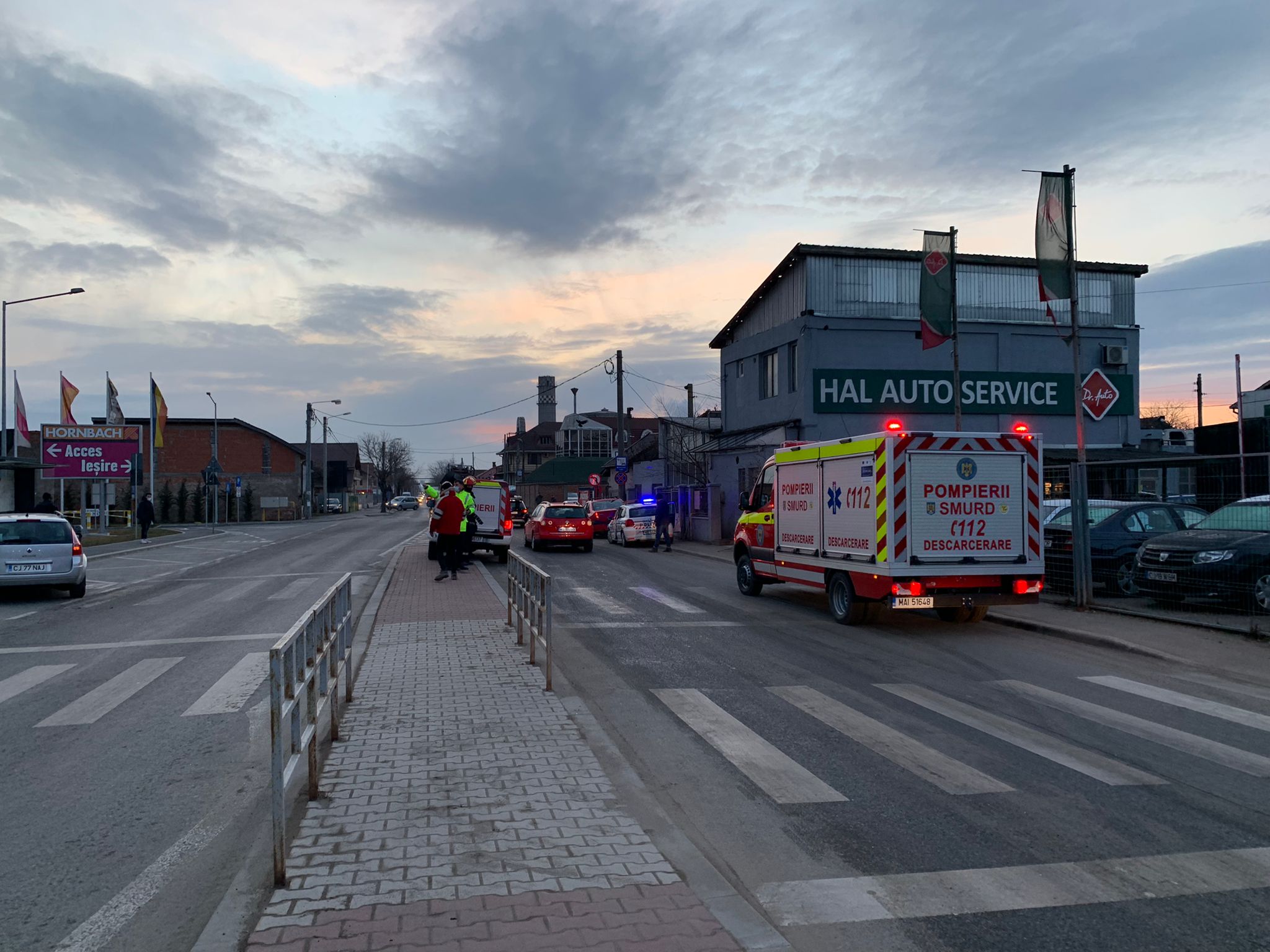Accident cu două mașini pe strada Fabricii de Zahăr din Cluj-Napoca