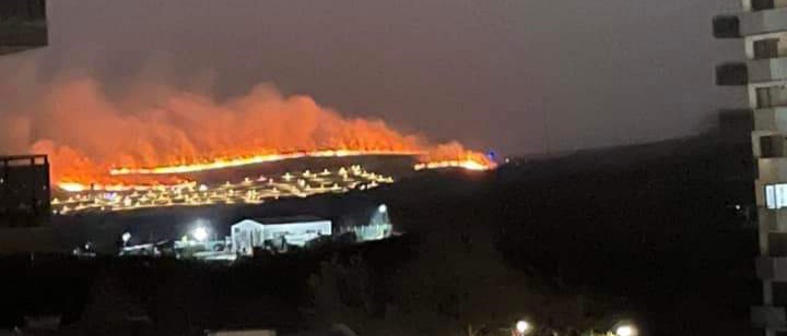 Incendiu de vegetație de proporții în zona Sopor. Foto: Facebook/ Info Trafic Cluj-Napoca.