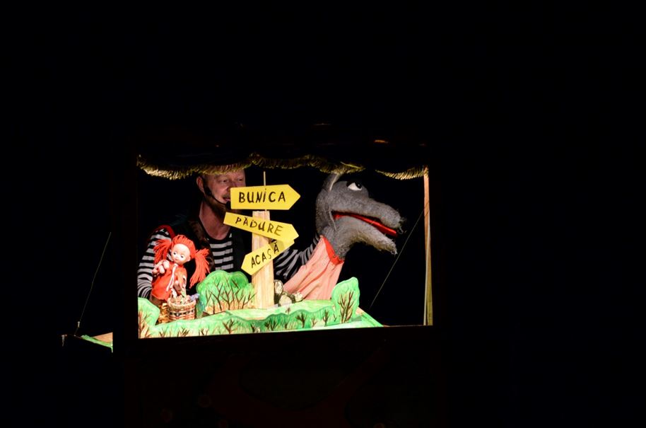 Spectacole gratuite de teatru pentru copiii refugiați din Ucraina, la Cluj-Napoca/ Foto: Teatrul „Puck”