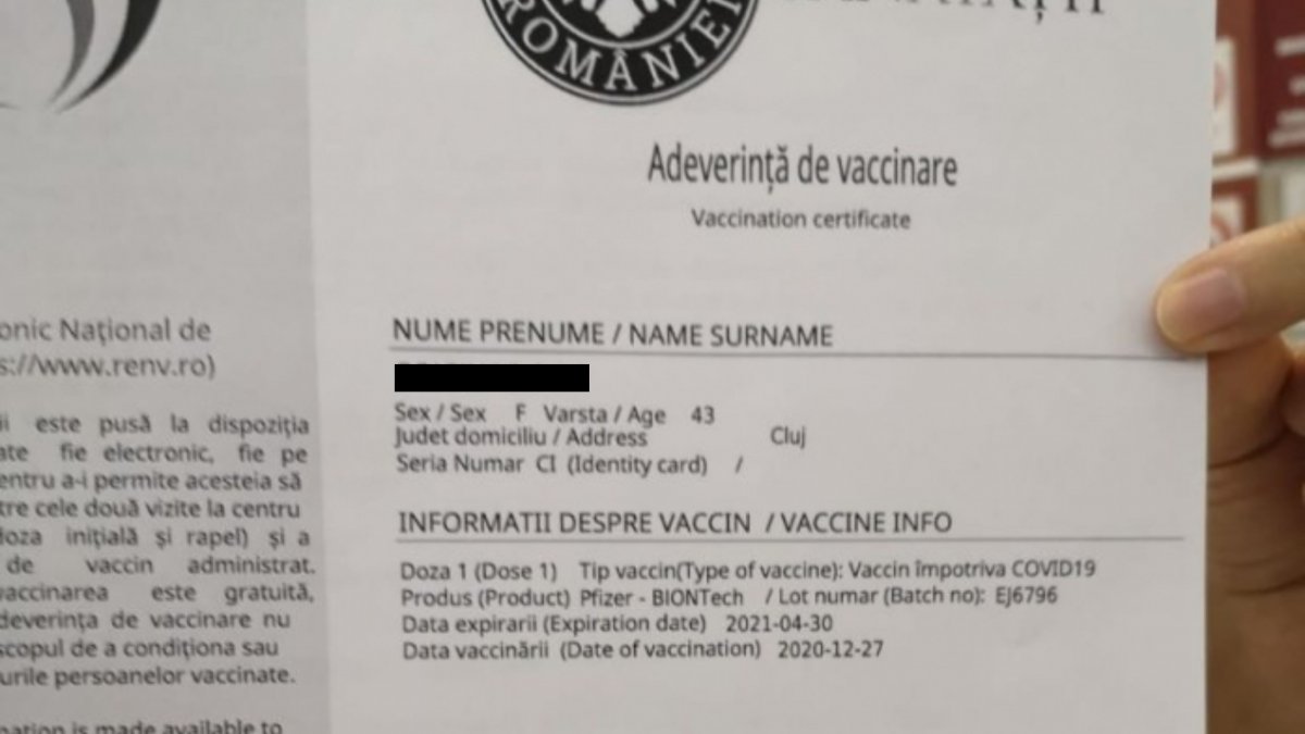 Doi asistenți medicali din Bistrița-Năsăud, reținuți pentru vaccinări fictive împotriva COVID-19