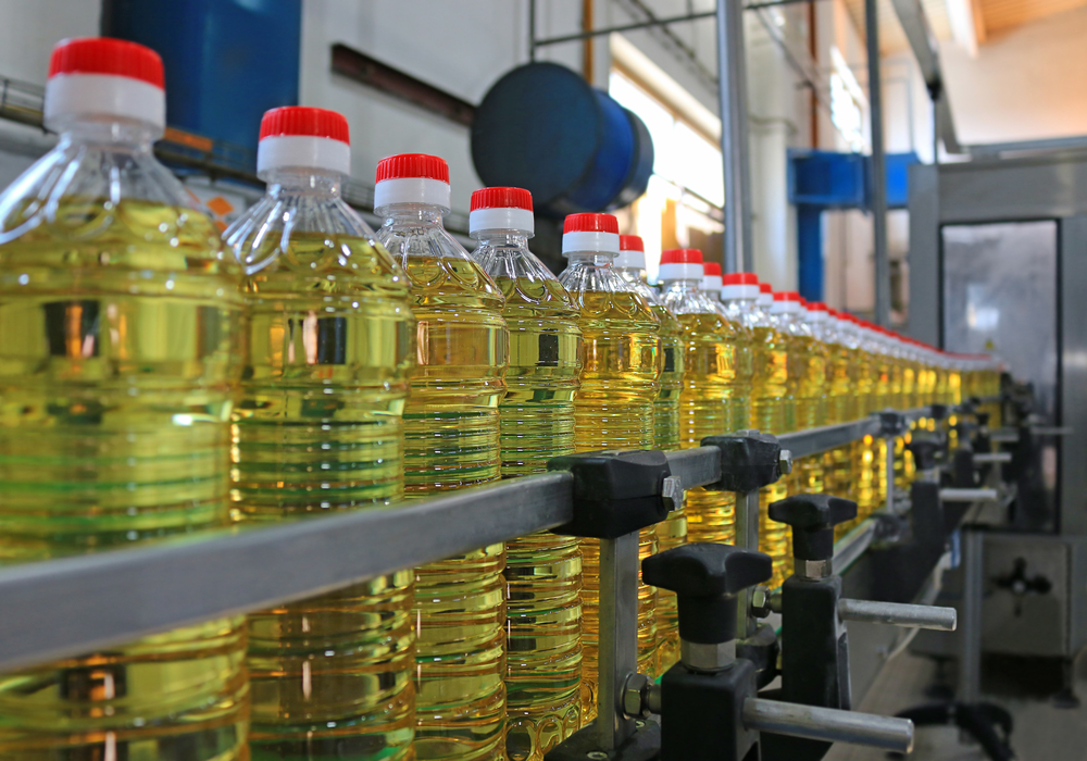 Oferta mondială de ulei de gătit, redusă deja de războiul din Ucraina, este pe cale să se diminueze şi mai mult/ Foto: depositphotos.com