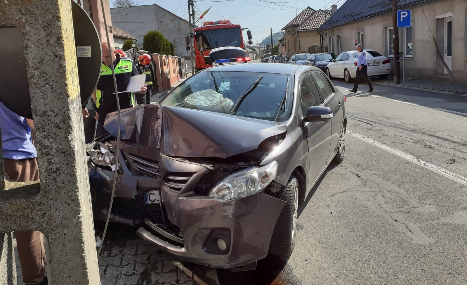 O femeie a ajuns la spital în urma accidentului/ FOTO: ISU Cluj
