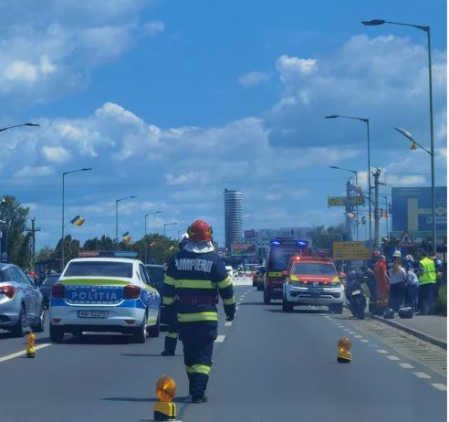 Accident în zona Metro Florești, cu o mașină și o motocicletă implicate / Foto: Info Trafic jud. Cluj - grup de Facebook