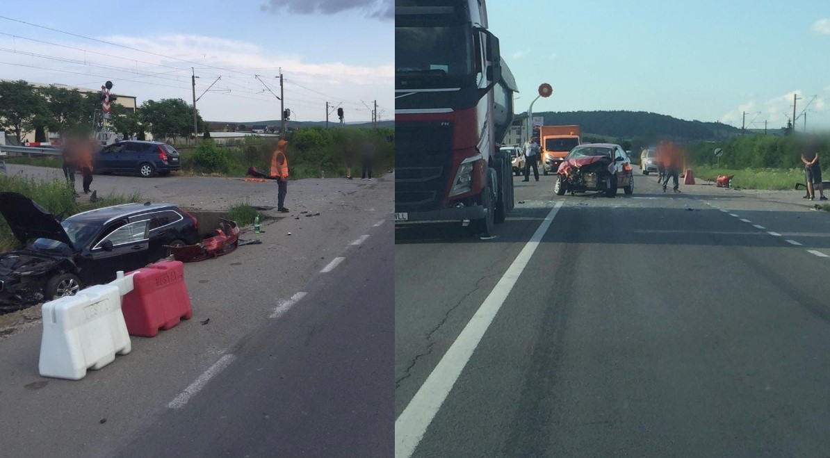 În urma accidentului două persoane au fost transportate la spital/ Foto: IPJ Cluj