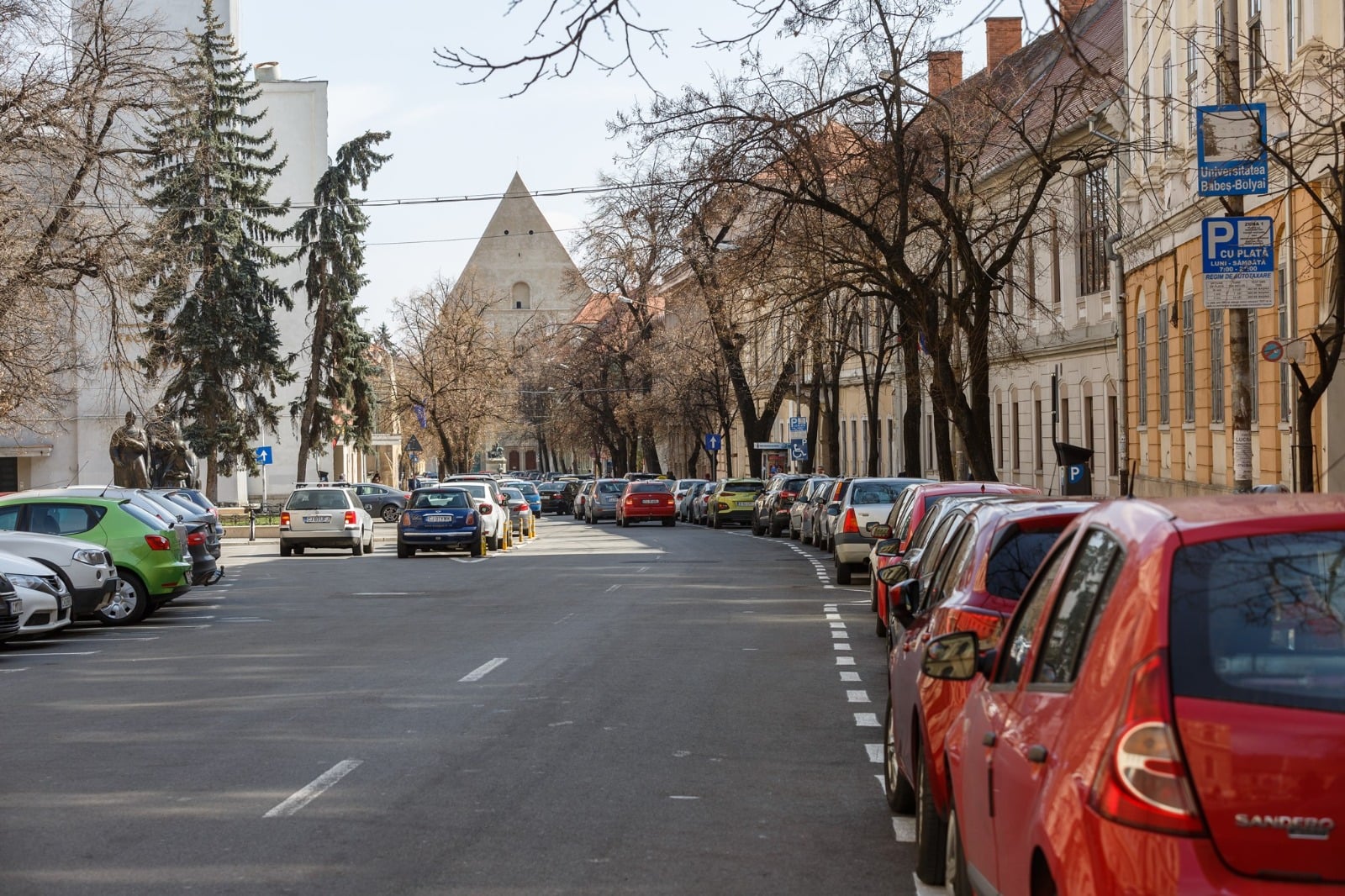 Circulație ÎNCHISĂ pe strada Mihail Kogălniceanu. SE DESFIINȚEAZĂ parcările. FOTO Facebook/ Municipiul Cluj-Napoca