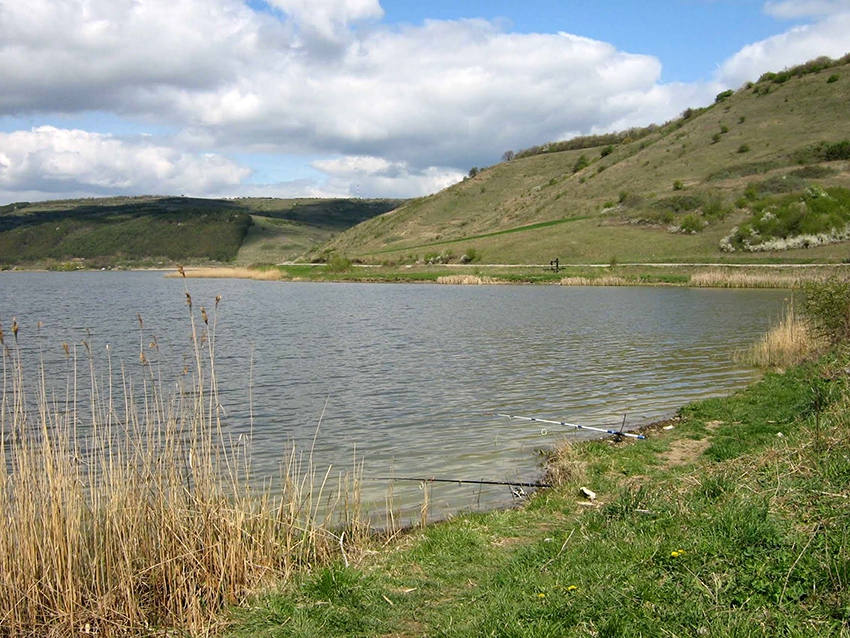 Persoană dispărută lacul Țaga Mare. FOTO: Locuridepescuit.ro