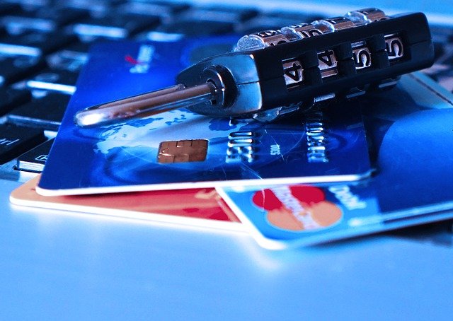 Furtul datelor de pe card, la peste 85% din operațiunile de plată frauduloase cu cardul la distanță / Foto: pixabay.com