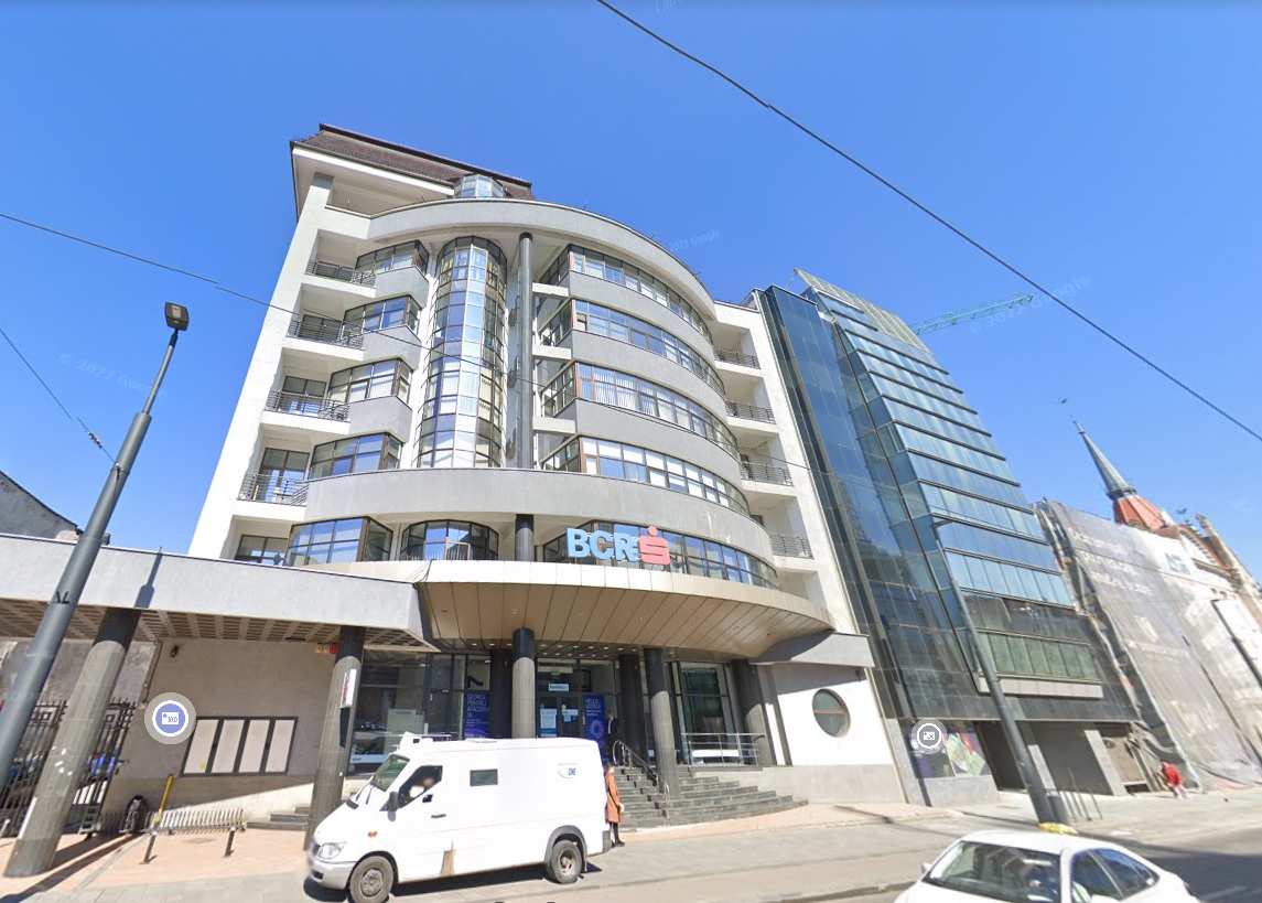 Clădirea BCR de pe strada George Barițiu numerele 10-12. Foto: Google Maps