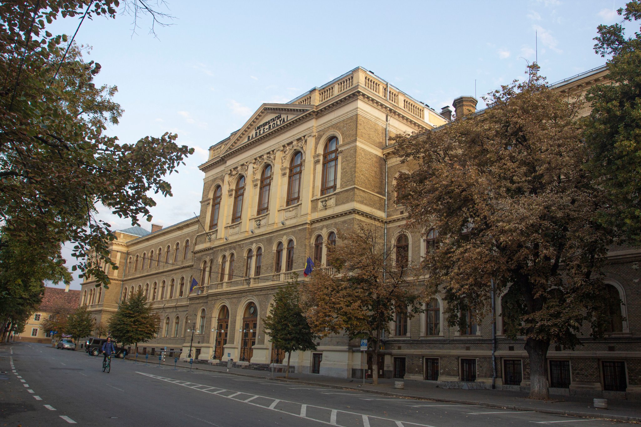Universitatea „Babeş-Bolyai” (UBB) din Cluj-Napoca va implementa cel mai mare proiect de digitalizare a unei universităţi româneşti, prin PNRR/ Foto: Facebook - Universitatea Babeş-Bolyai