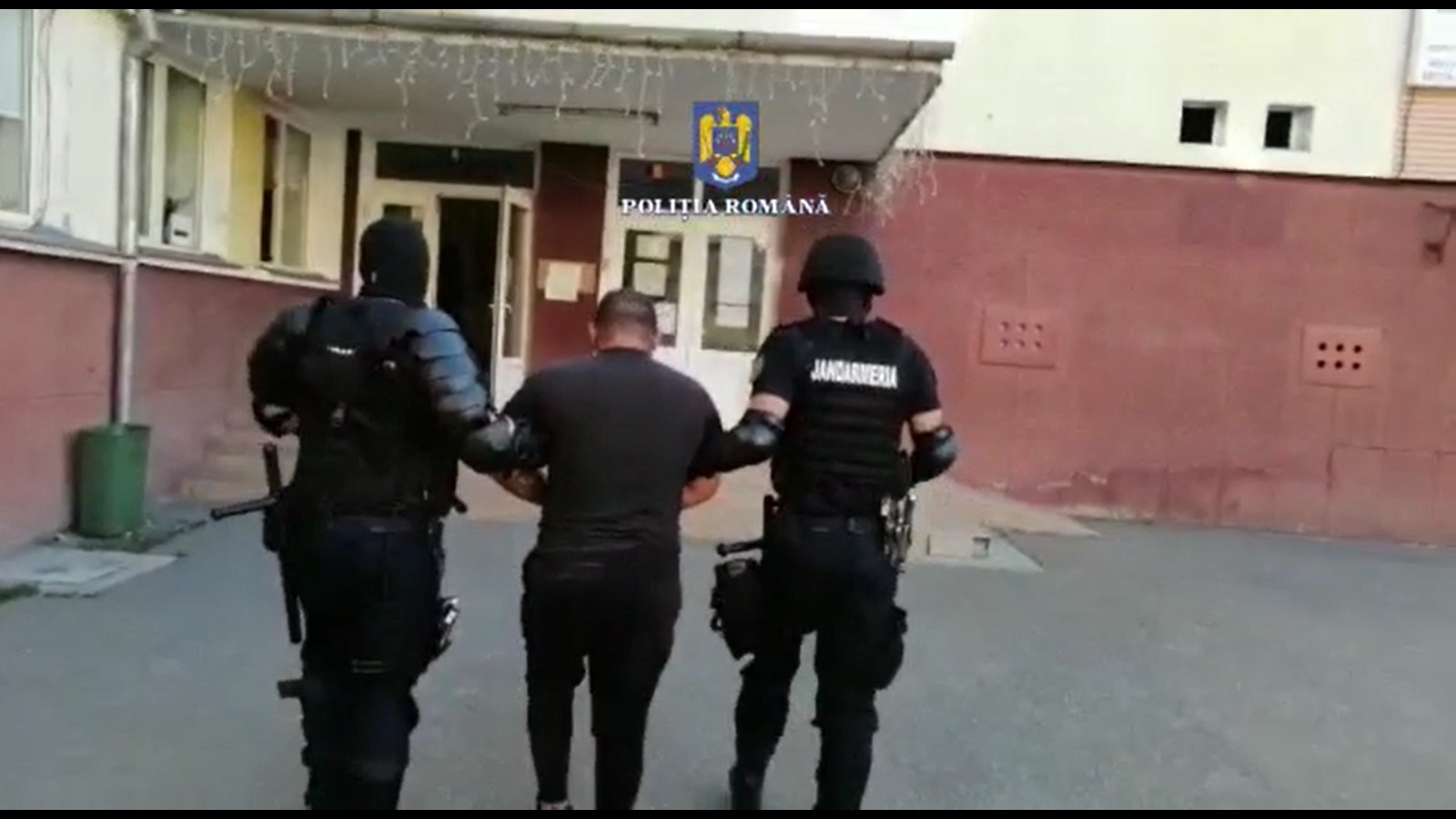 Tânărul a fost arestat preventiv/ Foto: captură ecran video