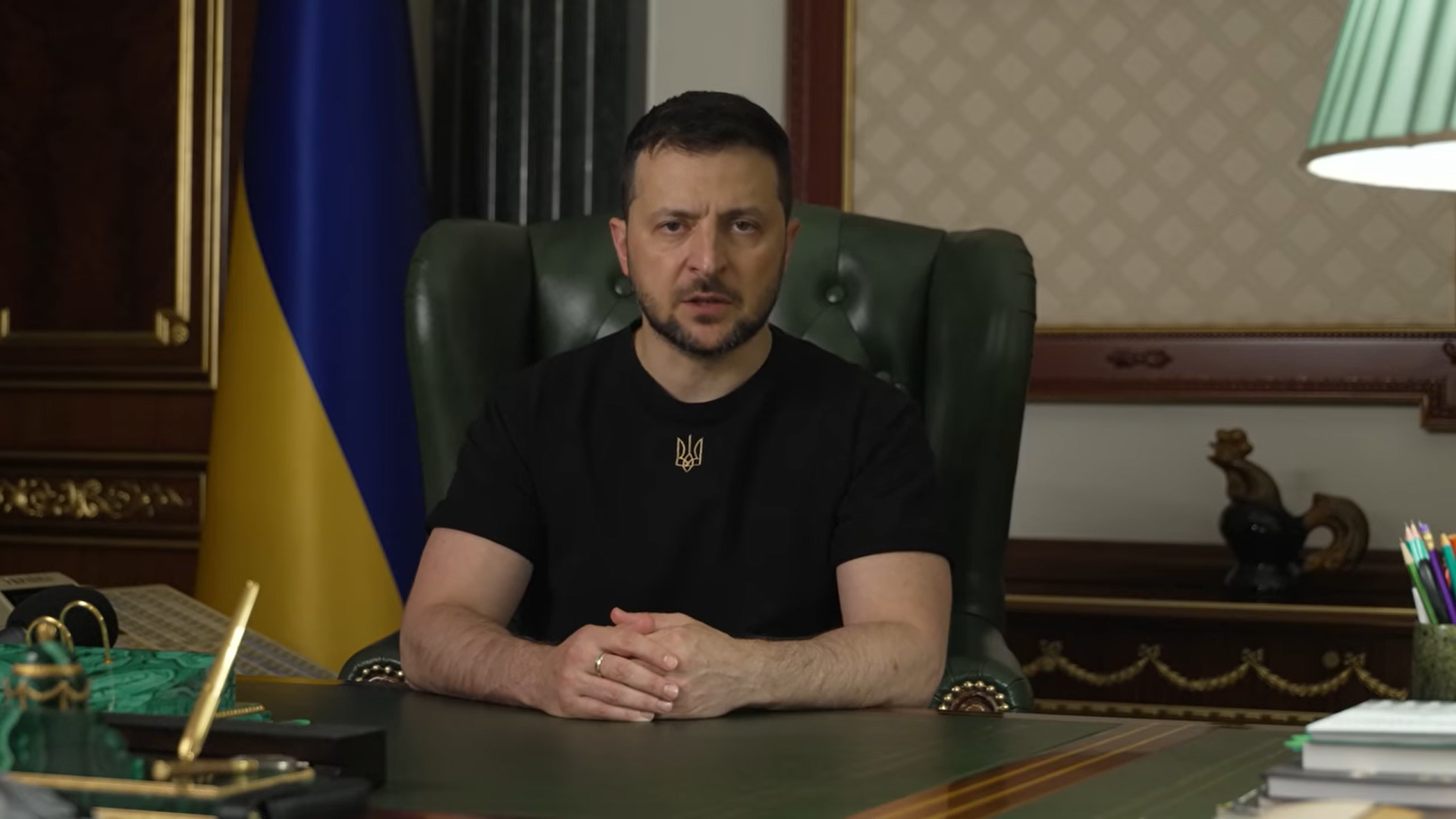 Preşedintele ucrainean Volodimir Zelenski i-a demis duminică seara pe procurorul general şi pe şeful serviciului de securitate din cauza suspiciunilor de trădare / Foto: captură ecran video Facebook