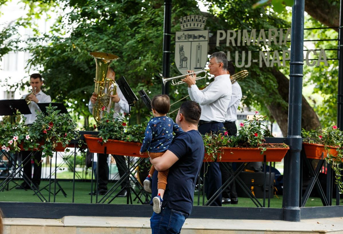 Concertele de fanfară de duminică din Parcul Central, anulate din cauza ploii / Foto: Facebook - Municipiul Cluj-Napoca