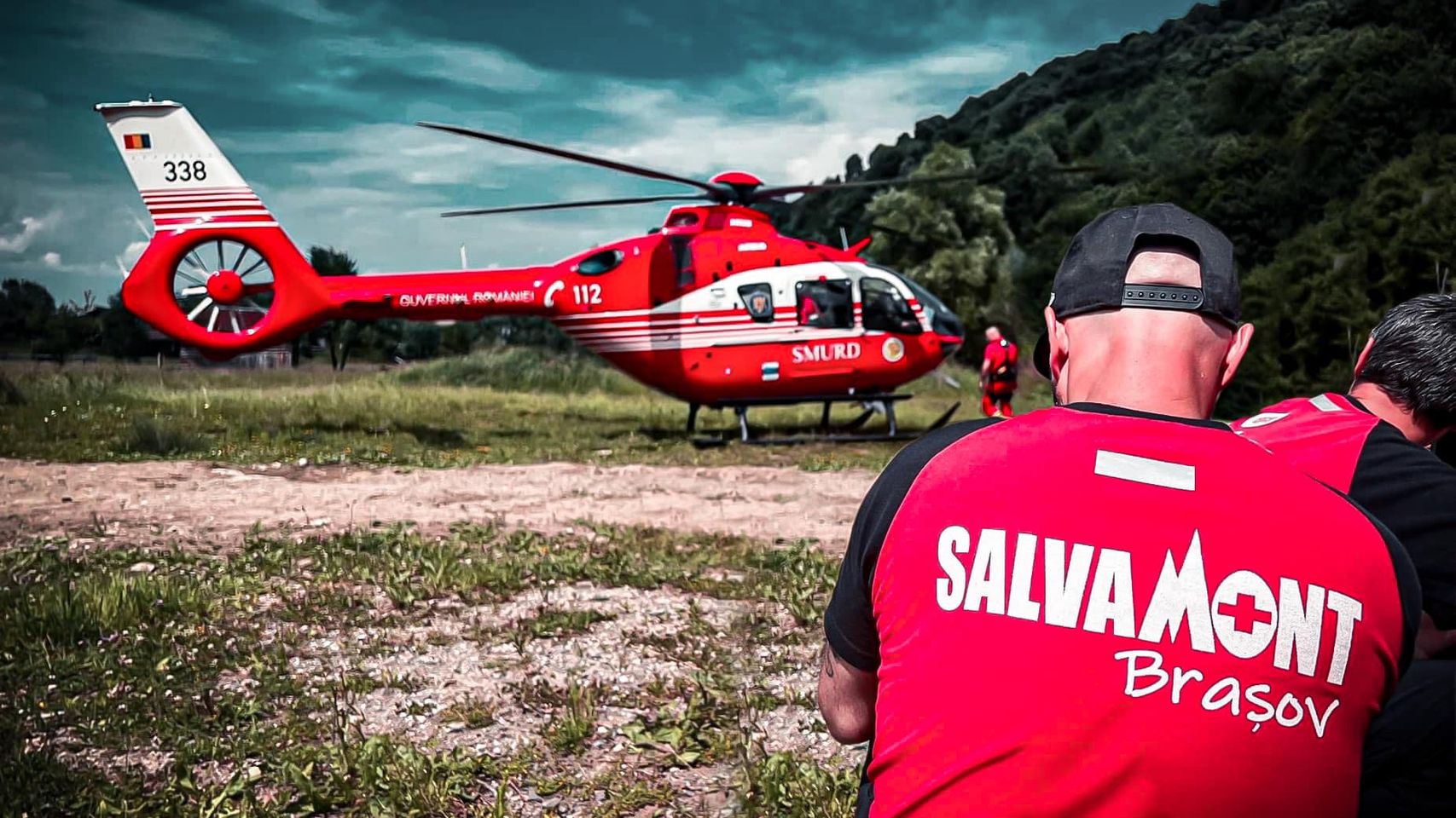 Bărbat dispărut de o zi, căutat cu elicopterul în Munţii Făgăraş. FOTO: Salvamont Brașov