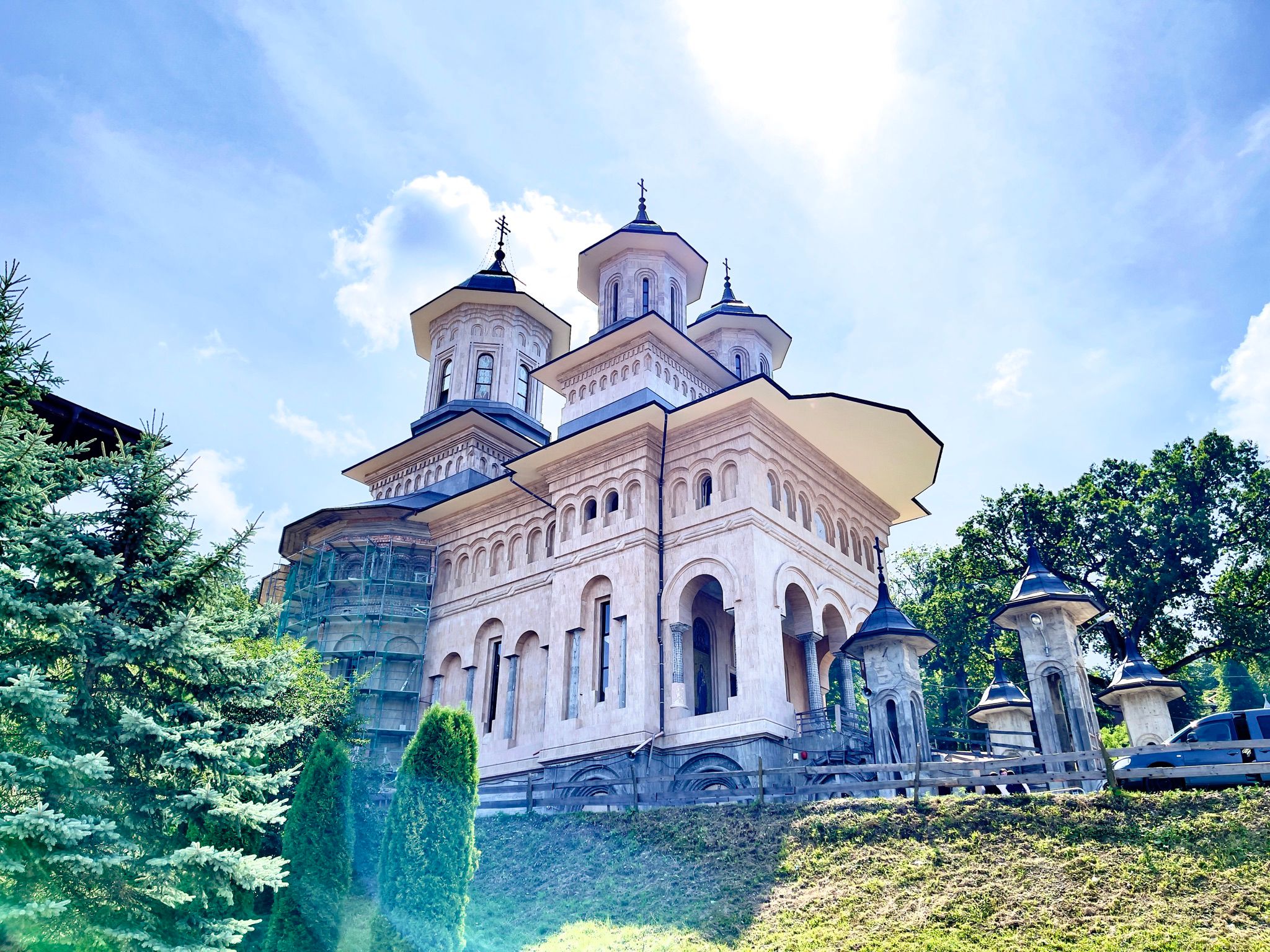 Mănăstirea Nicula. Sursă foto Prefectura Cluj
