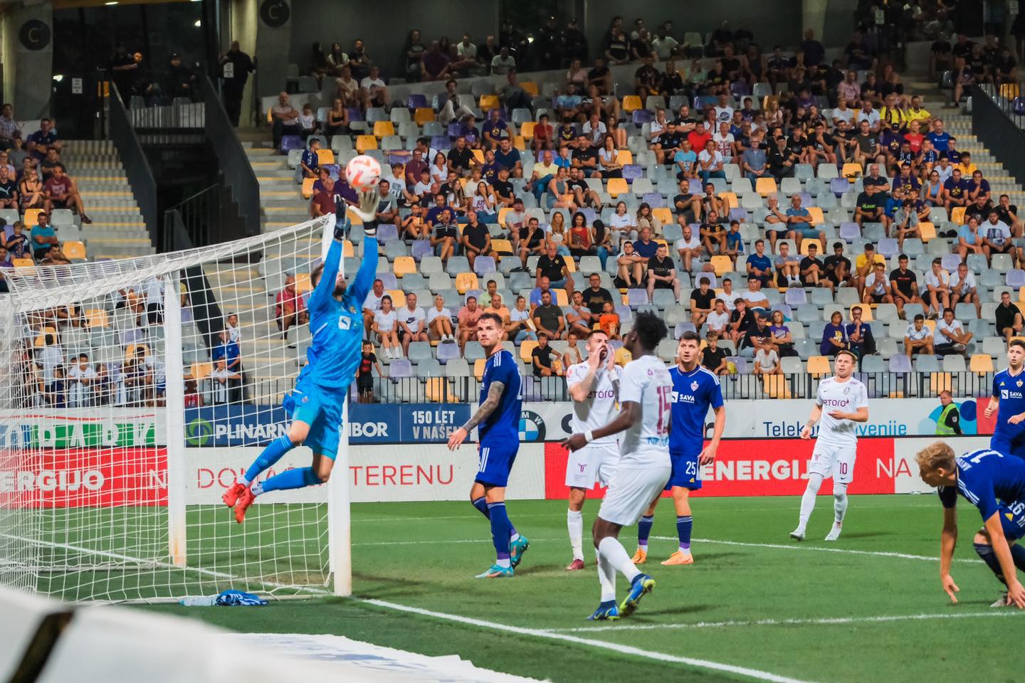 U” Cluj a pierdut în fața FC Hermannstadt! „Șepcile roșii” au ratat șansa  de promovare direct în Liga 1