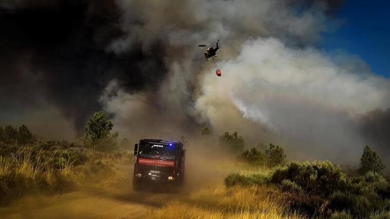 Portugalia, afectată de cel de-al treilea val de căldură de la începutul lunii iulie, a înregistrat mai multe incendii de vegetaţie luni/ Foto: Facebook - Safe Communities Portugal