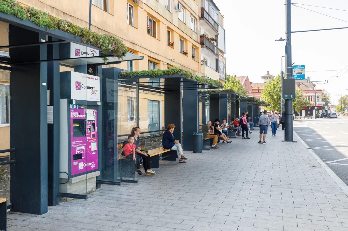 Stația de autobuz din zona Piaței Gării a fost redeschisă oficial, joi, 25 august/ Foto: Facebook - Emil Boc