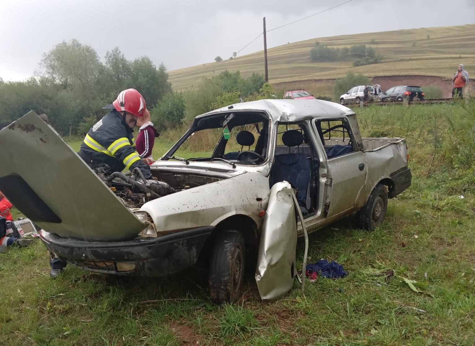 Un accident grav, soldat cu trei victime, a avut loc la ieșire din Sâncraiu/ Foto: ISU Cluj